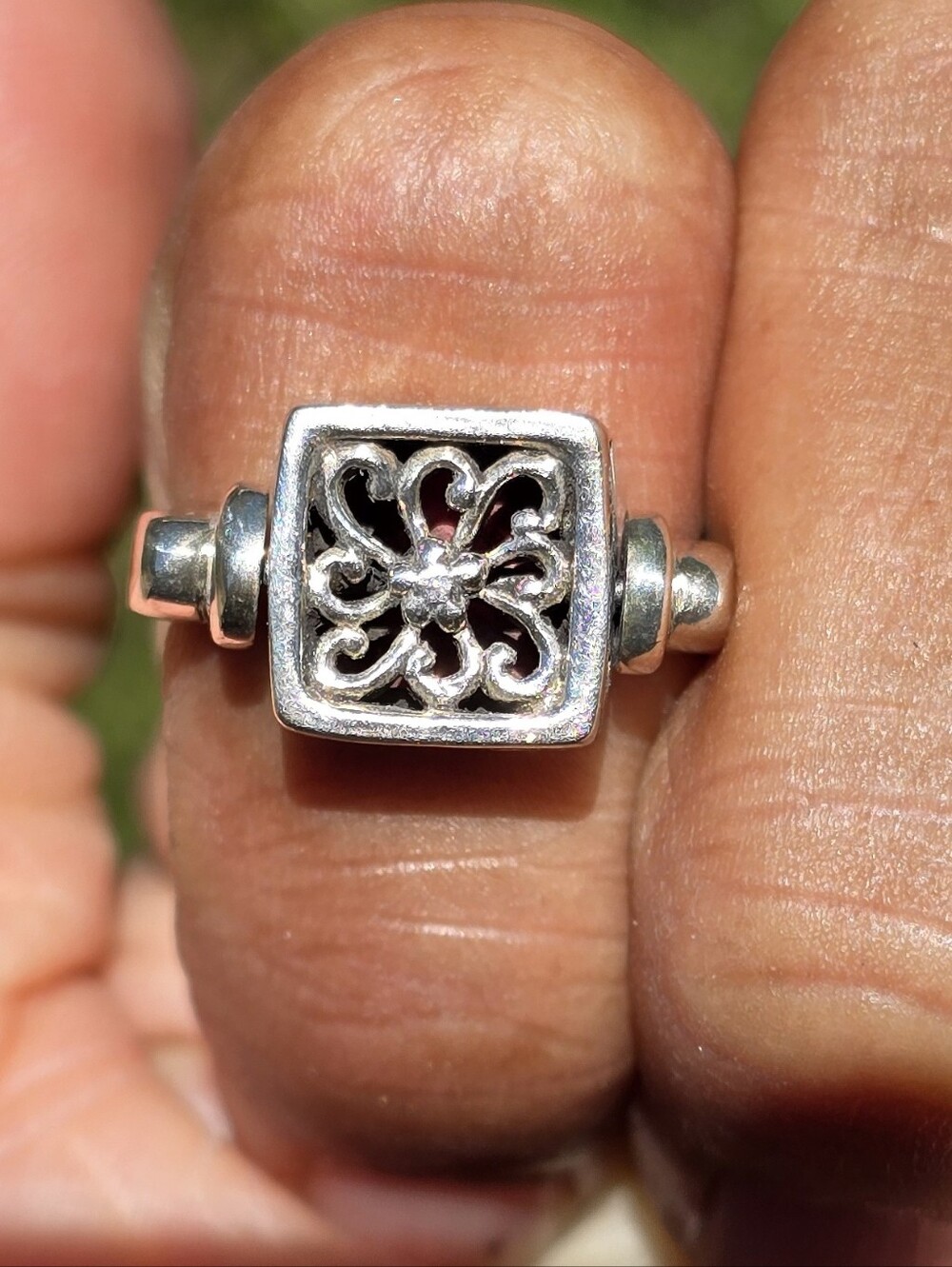 Neat reversible flip red coral filigree 925 sterling silver ring